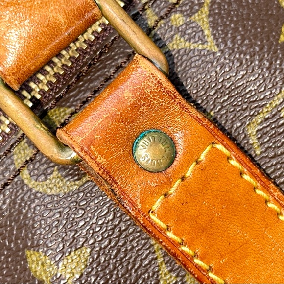 Authentic Louis Vuitton LV Keepall 50! - Picture 9 of 16